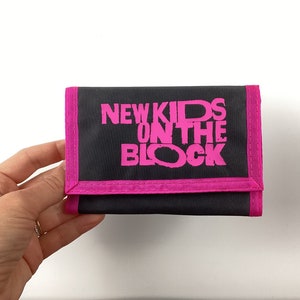 New Kids On The Block Wallet Tri-Fold 1990 Vintage NKOTB Pink Black