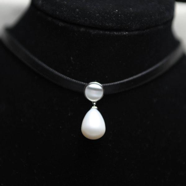 Perfect teardrop freshwater pearl choker necklace, large pearl, 11.3mm-12mm, Single white pearl necklace, white shell pearl necklace