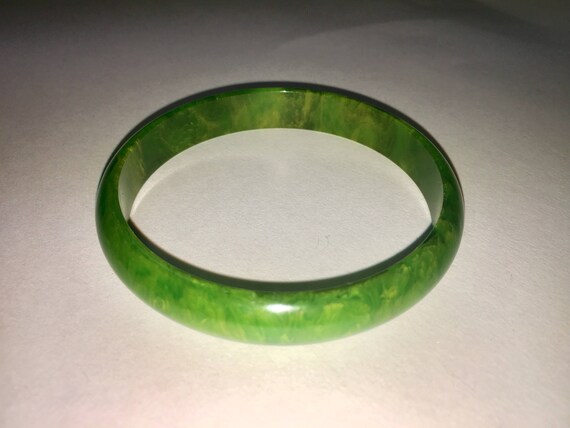 Bakelite Bracelet Glossy Green Spinach Marble Sim… - image 3