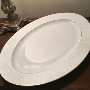 Need a Platter for the Turkey this Thanksgiving? Sango Hacienda will work well within China your existing China. Oval 16 inch Platter