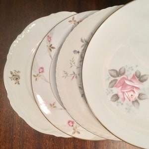 Vintage Mismatched China Set of 4 dinner plates. Rose theme 1094