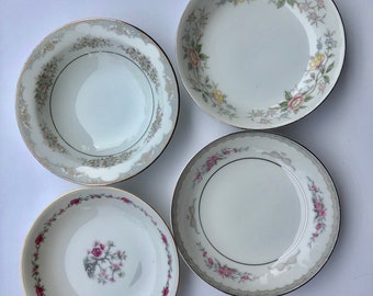 Mismatched China Set of 4 Dessert Bowls, Fruit Bowls, 4061