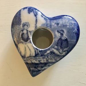 Heart Shape Keepsake Box TM Staffordshire Romantic Flo Blue
