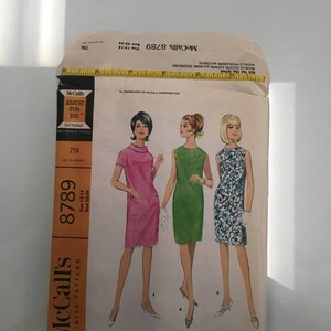 Vintage 1960s Womens Shift/Cocktail Dress Sewing Pattern Size 12-14 Bust 32-34 McCall&#39;s 8789