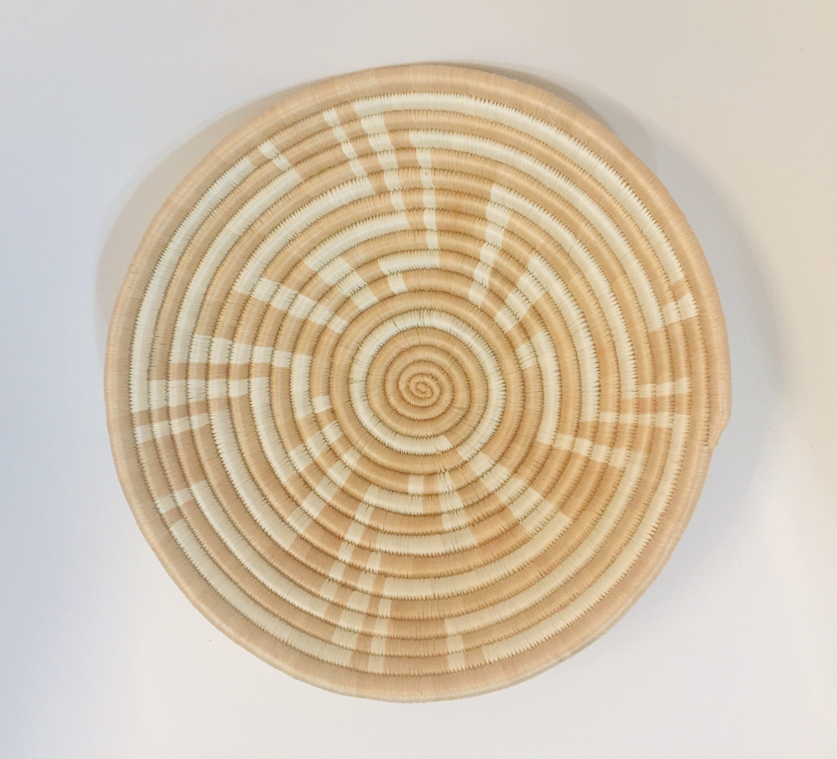 Panier Tissé Africain // Panier Mural Ethnique Coupe Artisanale à Motifs Colorés