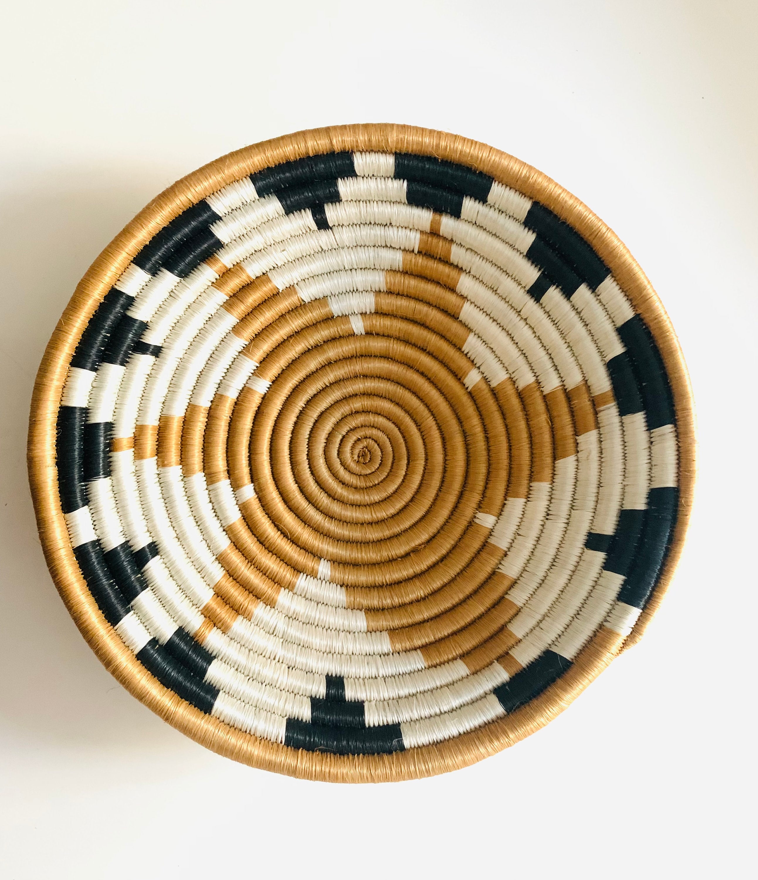 Panier Tissé Africain // Panier Mural Ethnique Coupe Artisanale à Motifs Colorés