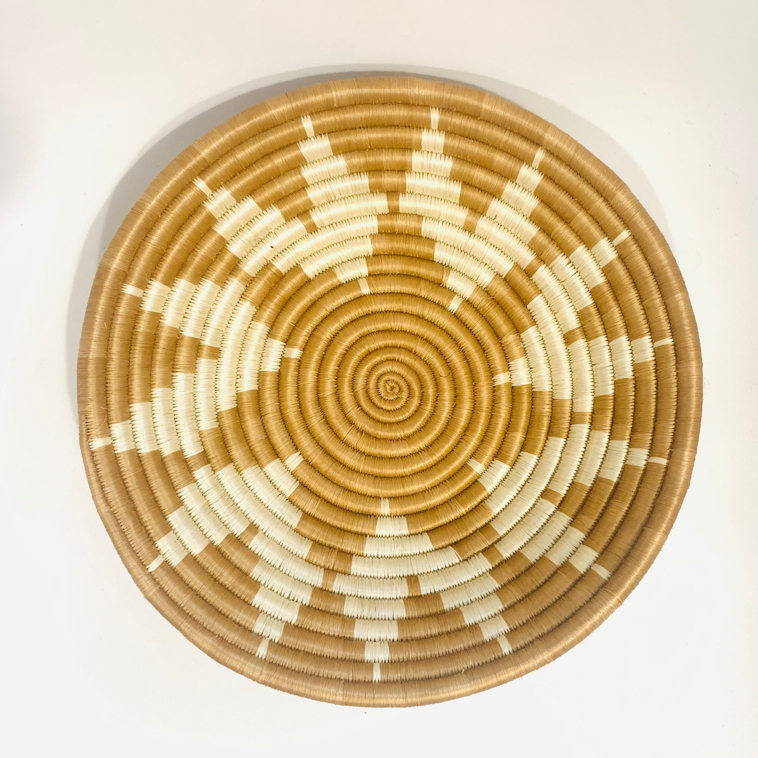 Panier Tissé Africain // Panier Mural Ethnique Coupe Artisanale à Motifs Colorés