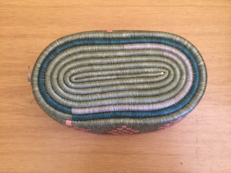 African Woven Bread Basket // Ethnic Patterned Basket // Interior