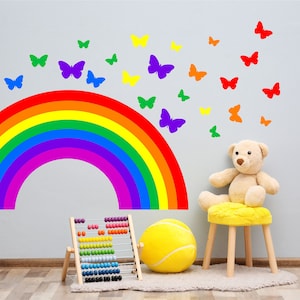 Zestaw naklejek ściennych RAINBOW & BUTTERFLIES naklejka do pokoju dziecięcego sztuka winylowa 2 rozmiary wielokolorowy jasny dziecięcy mural do pokoju