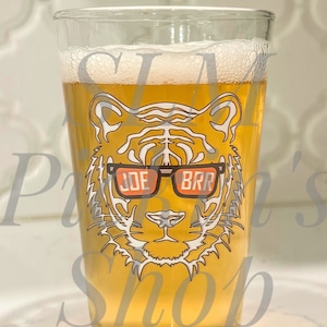 16oz Cincinnati Bengals Pint Glass, Joe Burrow Glass, Joe Brr, Cincinnati Pint Glass, Cincinnati Bengals Gift, Man Cave Essentials, Tailgate