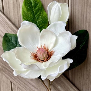 14" Magnolia Bush, Magnolia Bud Spray, Faux Magnolia Bloom, Faux Magnolia Bush, Faux Wedding Flowers, Floral Home Decor, Floral Photo Prop