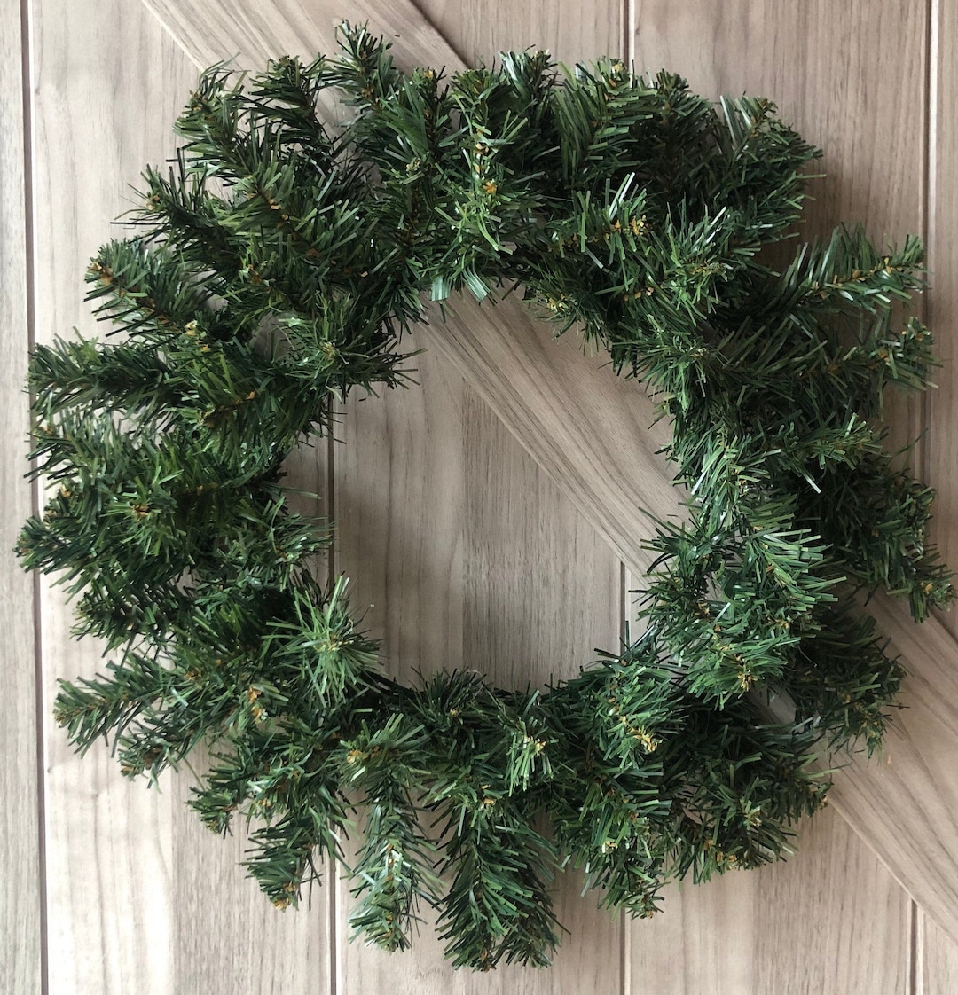 20 Pine Wreath, Evergreen Wreath, Green Pine Wreath, Dual Ring Wreath