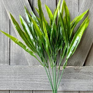 15&quot; Grass Bush, Faux Blade Grass, Faux Grass Bush, Faux Grass Spray, Faux Green Grass, DIY Grass Bush, Blade Grass Bush, Faux Greenery Bush