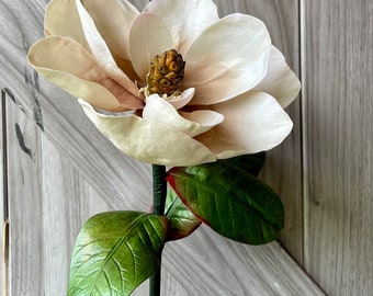 9" Magnolia, Magnolia Stem, Faux Beige Magnolia, Faux Magnolia Stem, Faux Magnolia, Wedding Flower, Floral Home Decor, Floral Photo Prop
