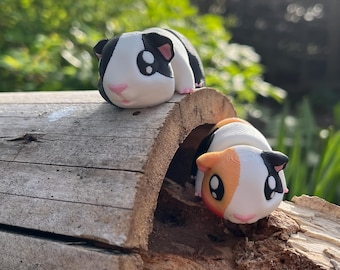 Guinea Pig Keychain 3D Printed Cute Animal Miniature Charm Accessory Gift for Pet Lovers