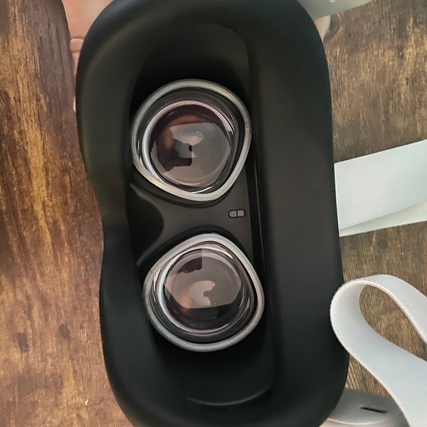3D Printed - Oculus Quest 2 Lens Protector