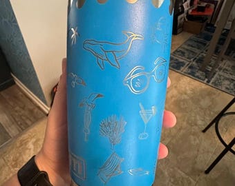 Gepersonaliseerde geïsoleerde Beach Vibes-reismok - lasergegraveerde beker, aangepast zomercadeau voor koffie- en theeliefhebbers
