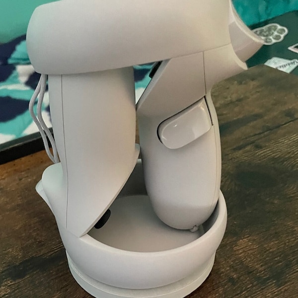 3D Printed - Oculus Quest 2 Controller Stand
