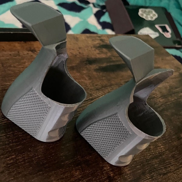 3D Printed - Oculus Quest 2 Controller Pistol Grip