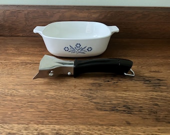 Vintage Corning Ware Casserole with Detachable Bakelite Handle