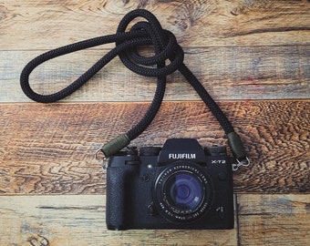 Black Camera neck strap for fujifilm, canon, leica, sony, film cameras.