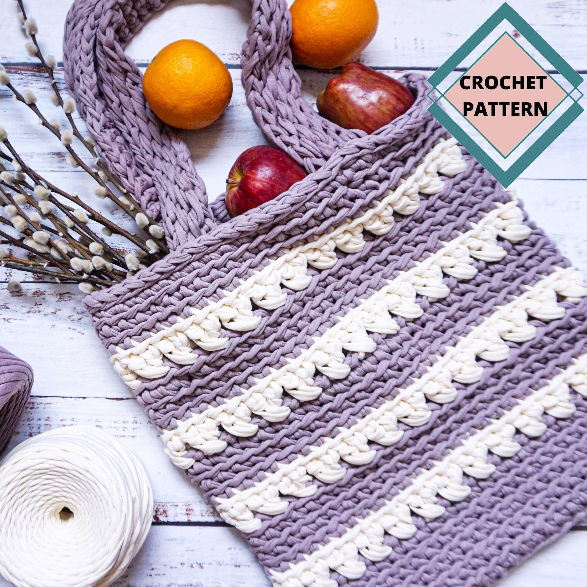 Crochet Easy market bag Pattern. Simple Crochet grocery shopping bag Pattern for beginners, sturdy shopping tote using tshirt yarn.
