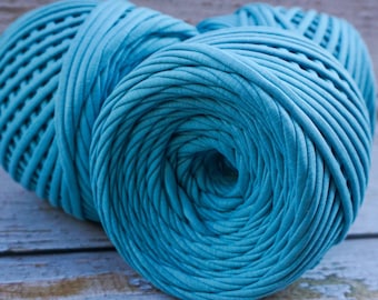 T-shirt yarn, textile chunky yarn for crochet bags, rugs and baskets. Jersey yarn, ribbon tshirt yarn. ocean weave t shirt yarn.