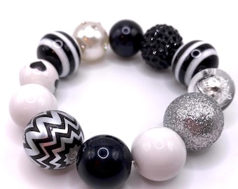 Black and White bracelet—with, stretch, style and glam