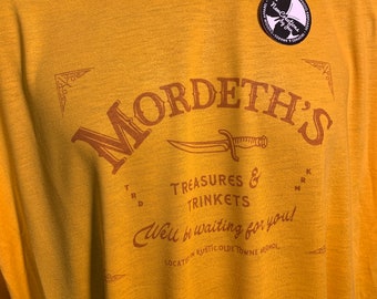 Mordeth's Fine Gifts - Wheel of Time Vintage Randland Souvenir Lightweight Tee - Multiple Color Options - UNISEX SIZING