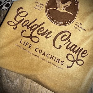 Golden Crane Life Coaching - Wheel of Time Vintage Randland Souvenir Lightweight Tee - Multiple Color Options - UNISEX SIZING