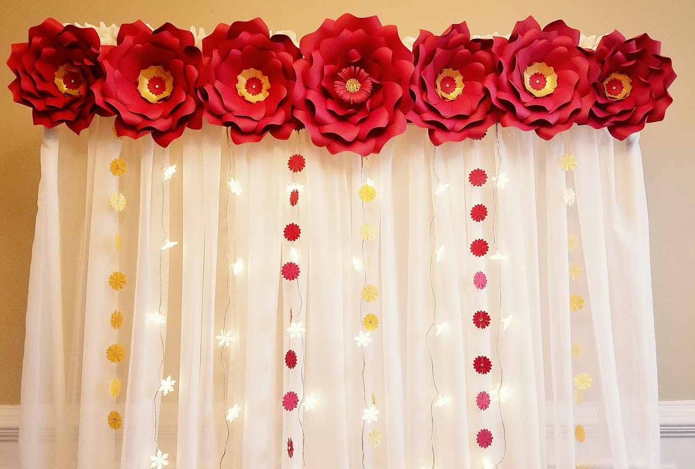 Decoración de flores de papel para pared, ramo gigante de flores  artificiales 3D hechas a mano con hojas y mariposas, kit de 14 piezas,  elegante