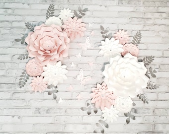 Fourteen large white, pink and gray paper flowers wall decor. Babyshower pink and gray flowers backdrop. Nursery Wall flowers. Girls room.