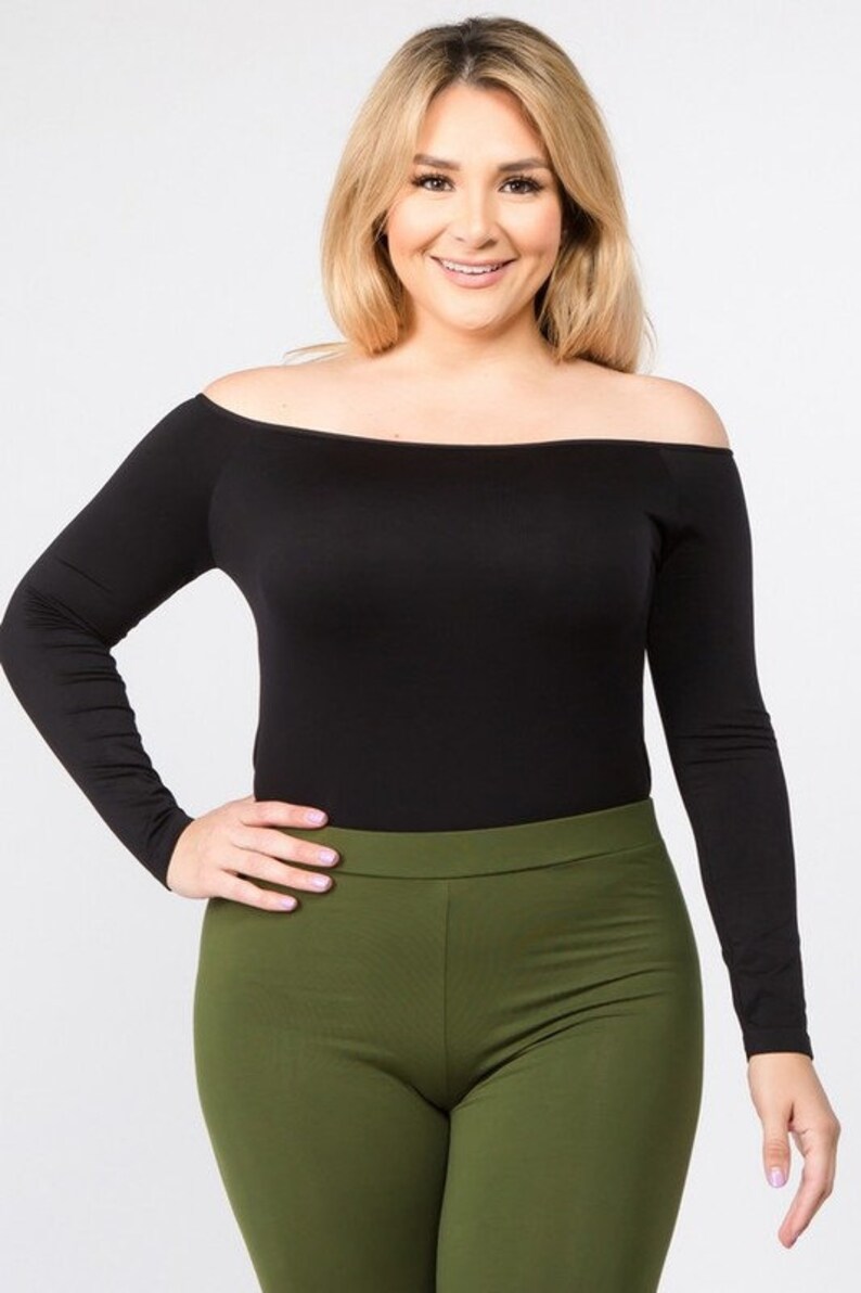 Seamless body suit one size plus long sleeve top