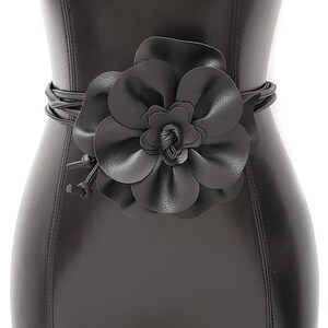 Pu flower shape wrap on belt