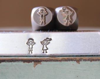 6mm 男の子と女の子のDIYジュエリー製作用メタルデザインスタンプセット2個 - スタンピングキット、ツール、プレス機、機械、消耗品 - SGCH-583584