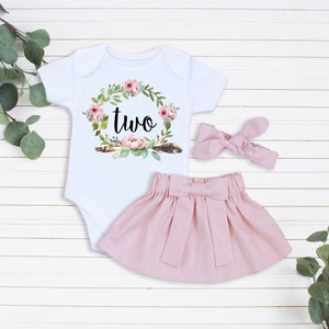 2nd Birthday Outfit Girl, Linen Boho Birthday Outfit, Second Birthday Outfit Girl, Personalized Birthday Outfit, Flowers, Feathers, Headband