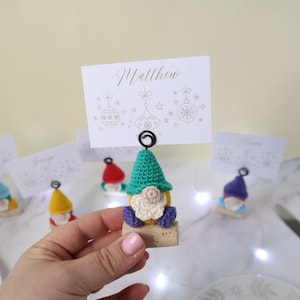 Porta biglietti da visita a forma di gnomo - Schema all'uncinetto amigurumi - Download PDF - Istruzioni scritte in INGLESE e tutorial fotografico