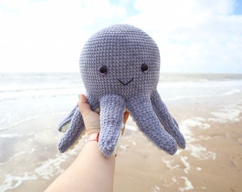 Oscar the Octopus - No Sew Crochet Amigurumi Pattern - Smiley Crochet Things - PDF Download - ENGLISH Written Instructions & Photo Tutorial