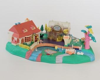 polly pocket village set