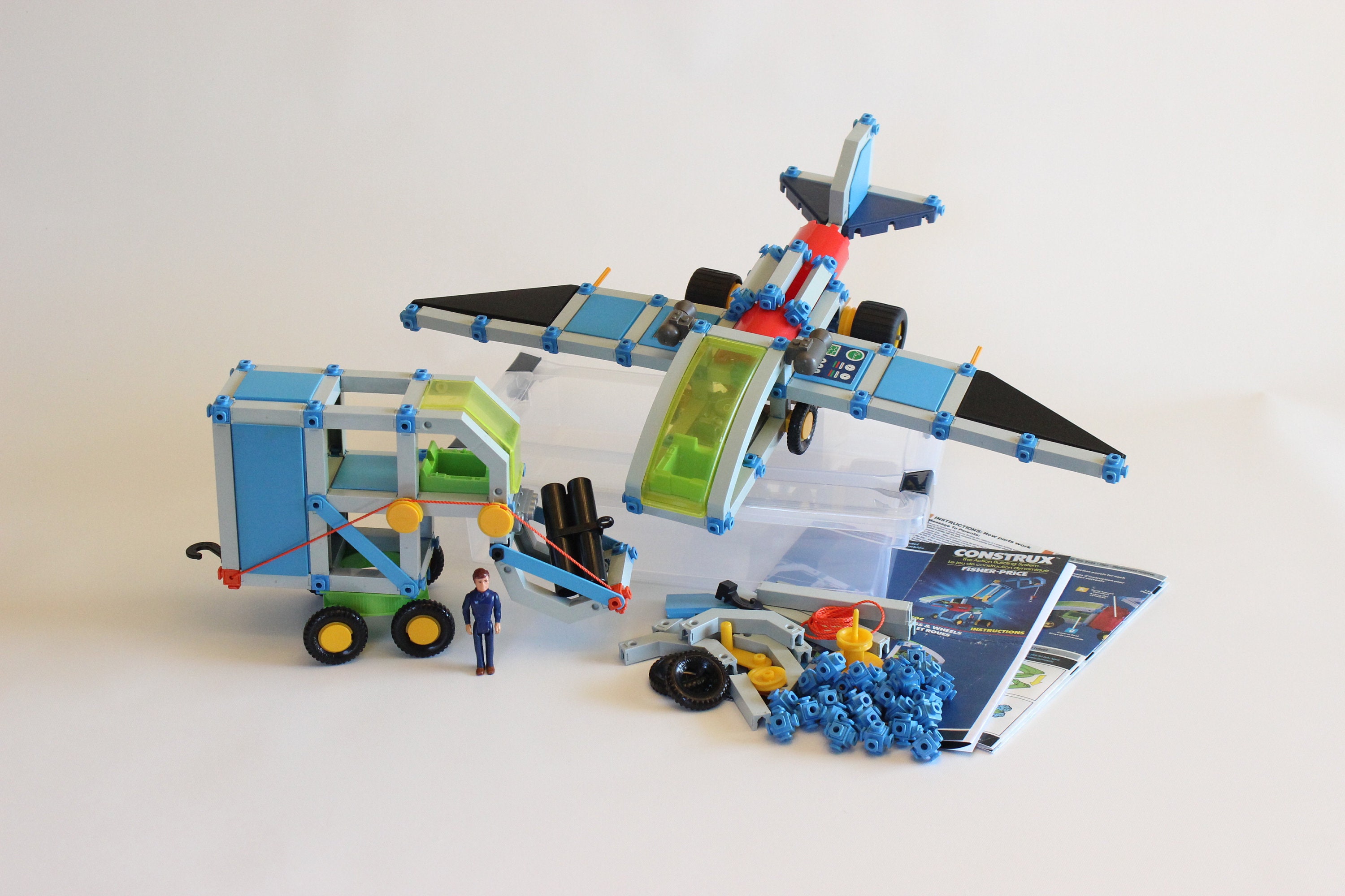 Vintage Fisher Price CONSTRUX Playset, #6140 Road Rigs and