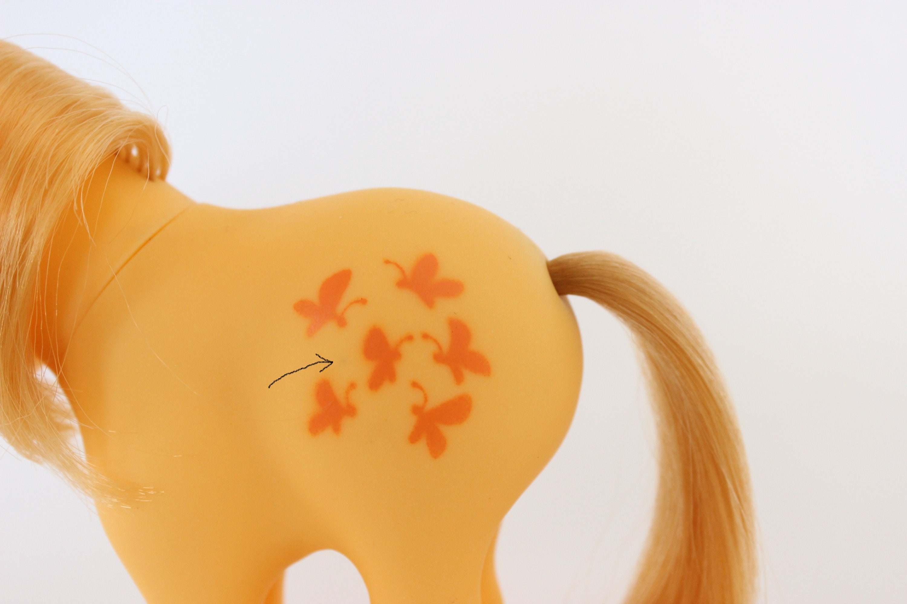 Beautiful BUTTERSCOTCH! Vintage 