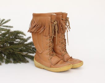 Vintage handmade Muk luks Fringed Tan Leather deerskin Native American Boots Moccasins – Tagged  main image 2