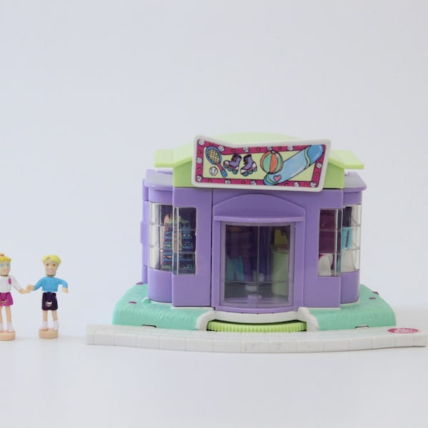 Complete - Vintage Polly Pocket Bluebird Toys, 2000 Sports Shop - Magic Movin' - Mattel, Made in China