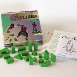 ARCHITEK, Jeu éducatif usagé par Michel et Robert LYONS, Éditions Chenelière/McGraw-Hill, Fabriqué au CANADA, 1997