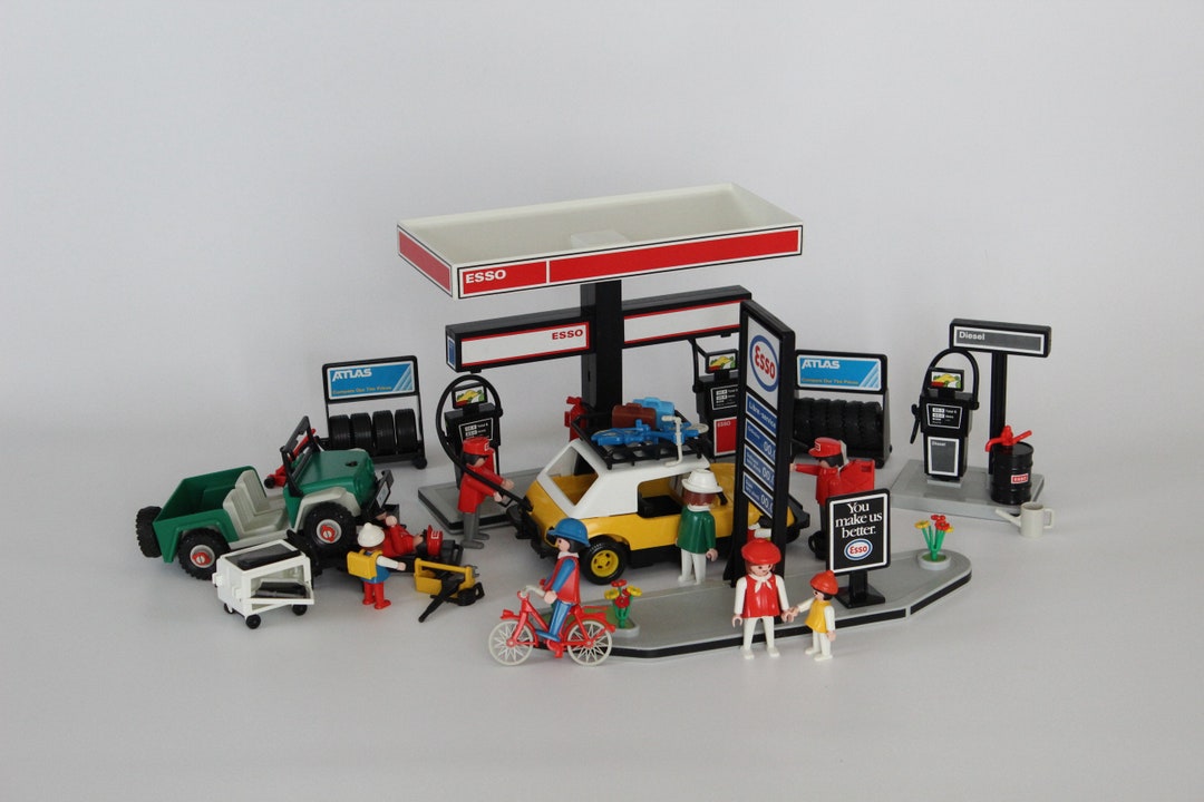 Vintage Playmobil #3434 ESSO GAS STATION Playset, Vintage