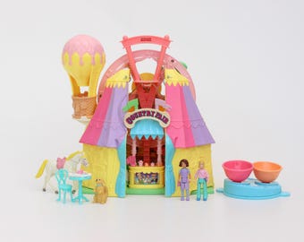 Vintage Fisher Price Sweet Streets SCHOOL, Loving Family Playset