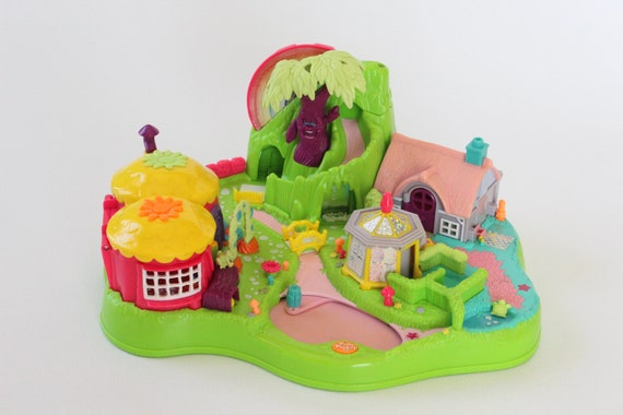polly pocket magical movin fairyland