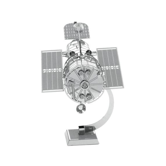 Metal Earth Hubble Telescope 3D Metal Model kit/Fascinations Inc 