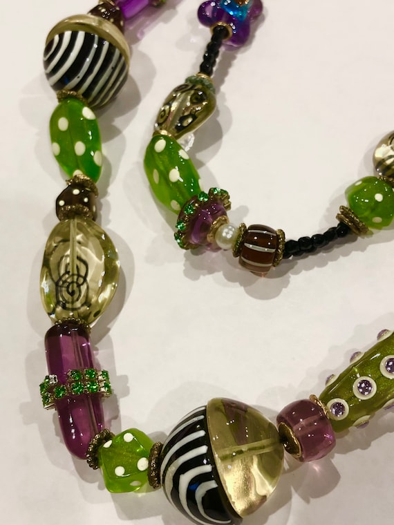 Fun, Funky Unique Bead Neckkace - image 1