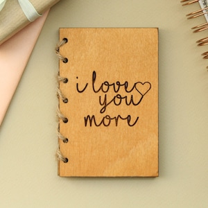 Carte en bois personnalisée, Je t’aime plus, Carte de Saint-Valentin, Cadeau de Saint-Valentin, Carte d’anniversaire, Carte d’anniversaire, Cadeau d’anniversaire